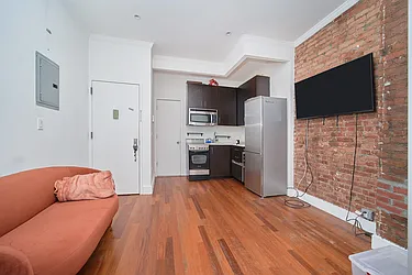 Rented by Living New York