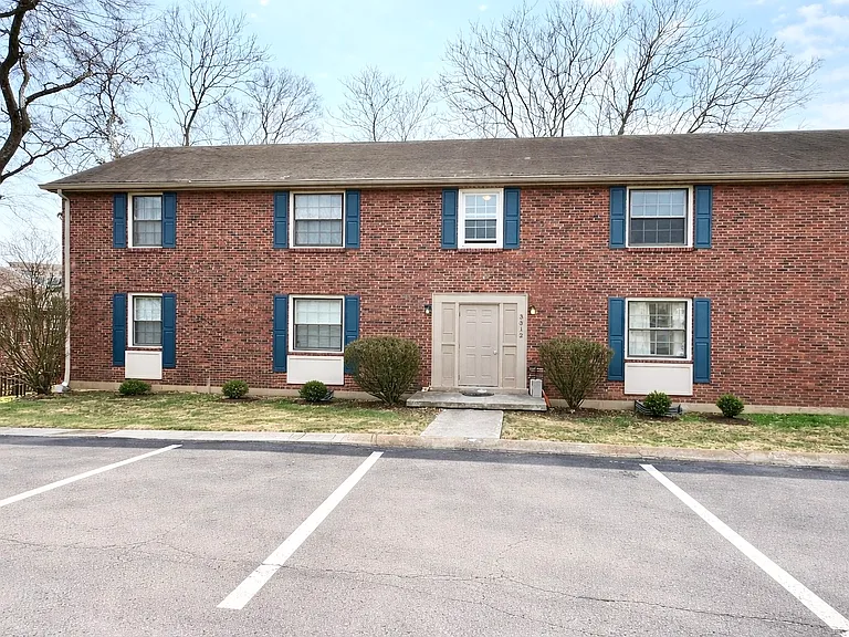 3312 Long Blvd #C1 — Photo 2