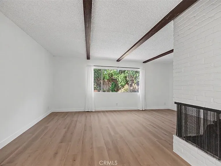 4413 Canoga Dr — Photo 16