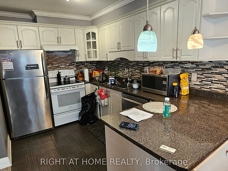 3525 Brandon Gate Dr #72 — Photo 3