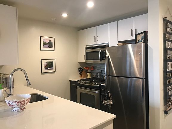 5th image of 250 N 10th St APT 434