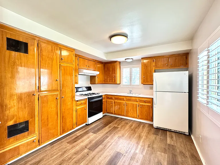 88 El Nido Ave #1 — Photo 5