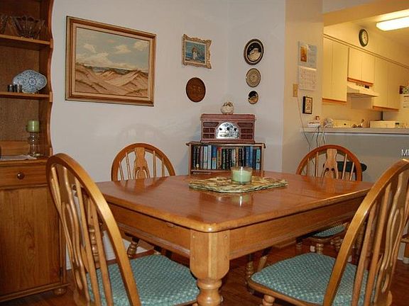 5th image of 3583 Whispering Oaks Ln #84