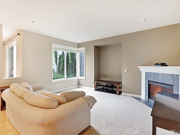 2nd image of 2110 NW Coyote Creek Ln