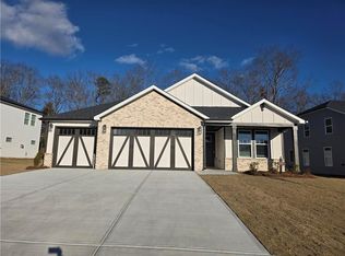 5847 Cabernet Ln, Braselton, GA 30517