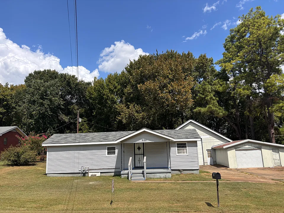 622 Garland Detroit Rd