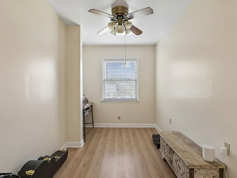 3317 Marcus Dr — Photo 23