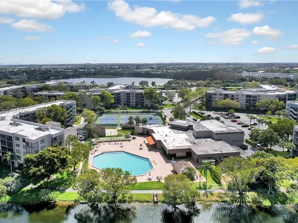 900 Colony Point Cir APT 505, Hollywood, FL 33026