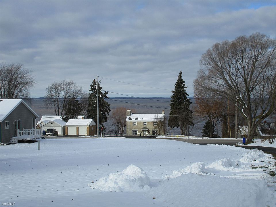 gorgeous view of bay of green bay