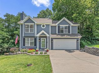6719 N Wyandotte St, Gladstone, MO 64118