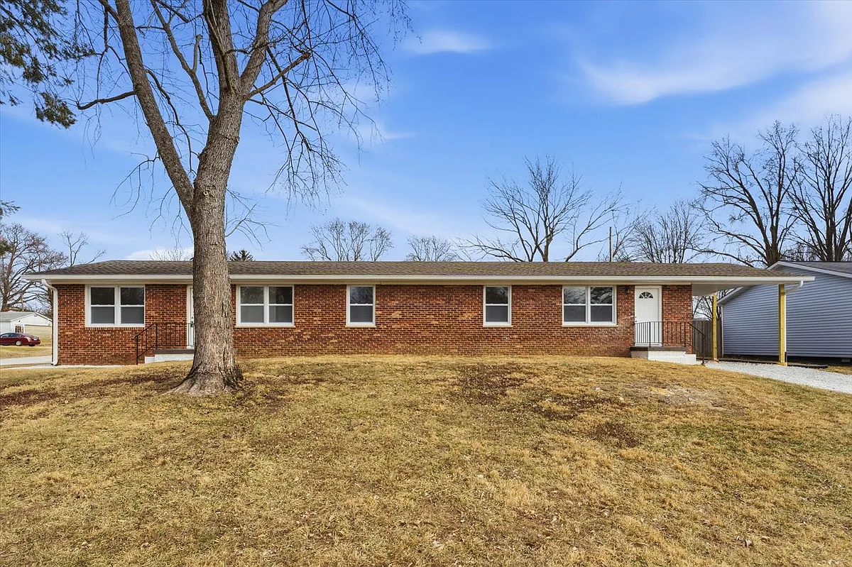 Building Photo - 38 Kirby Ln #38