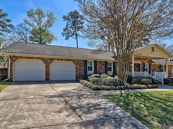 3rd image of 326 Townes Rd