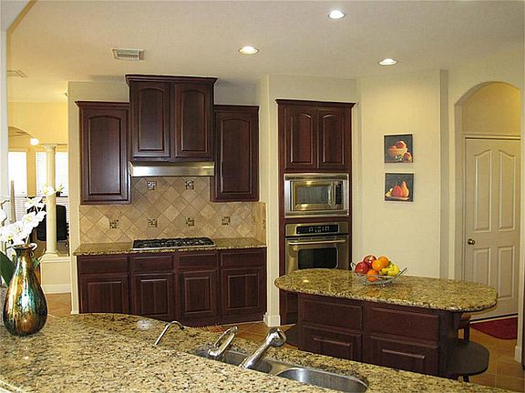 4th image of 5626 Riverstone Crossing Dr