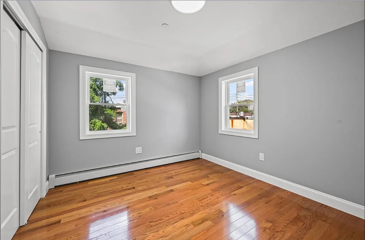 3 bed, $3,500 — Photo 4