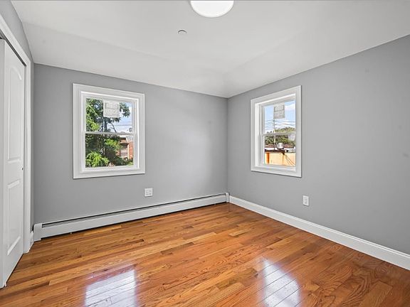 4th image of 18821 118th Ave #1