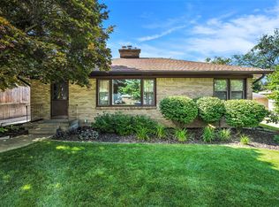 2022 Hamstead Rd NW, Grand Rapids, MI 49504