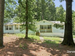 4980 New Horizon Dr, Loganville, GA 30052
