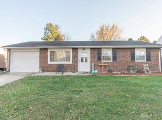 2516 Thornhill Dr, Troy, OH 45373