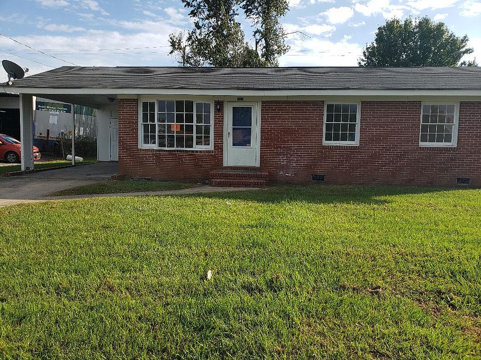 1st image of 203 Willow Ave