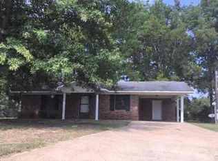 314 W Forrest St, Aberdeen, MS 39730