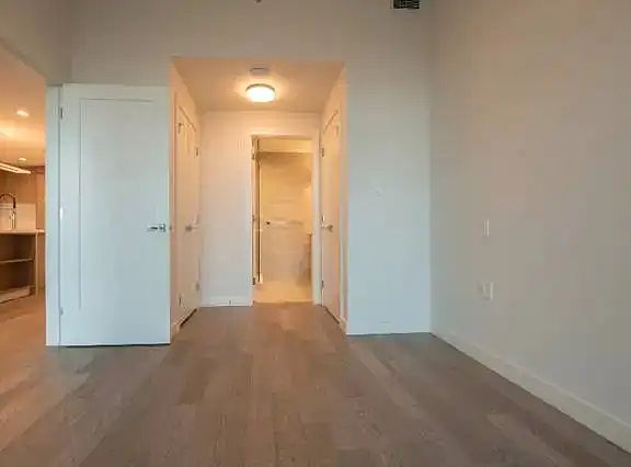 4th image of 1526 Finlay St #17