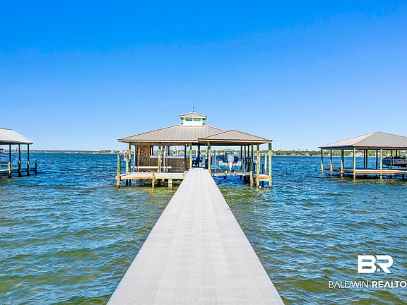 3rd image of 31765 Shoalwater Dr