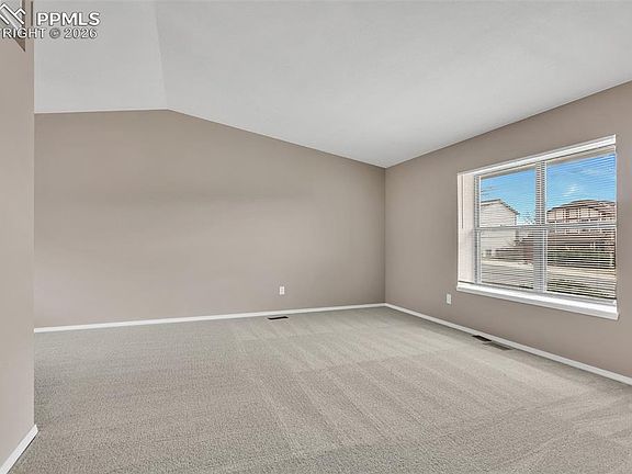 3rd image of 3350 Lynnwood Way