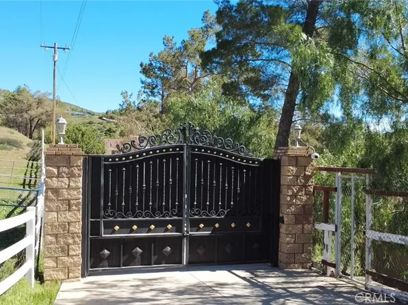 33716 Hubbard Rd, Acton, CA 93510