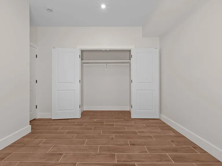 50 Bock Ave #1 — Photo 9