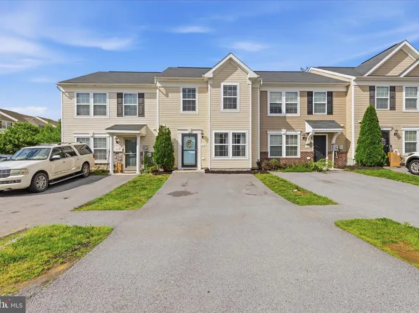 15 Fast View Dr, Martinsburg, WV 25404