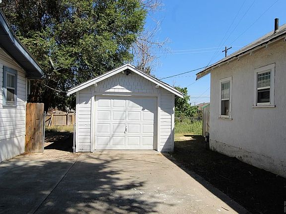 2nd image of 1307 Lewis Ave