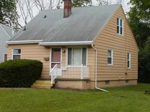 562 Cornell Ave, East Lansing, MI 48823