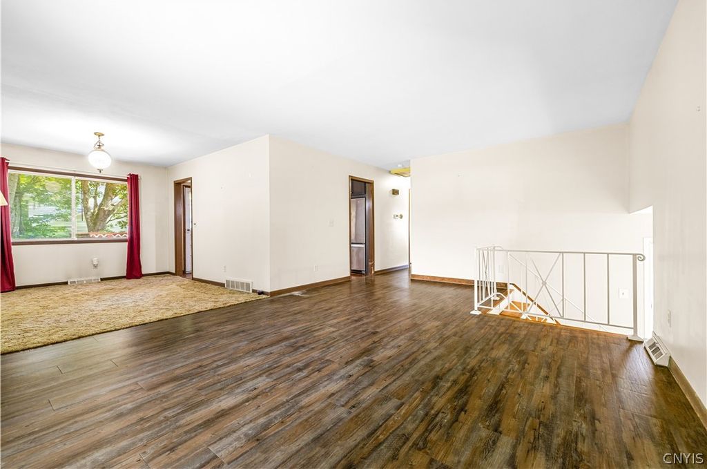 8276 Winchester Dr, Rome, NY - View 4