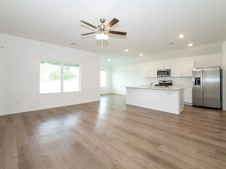 5832 Norway Spruce St — Photo 4