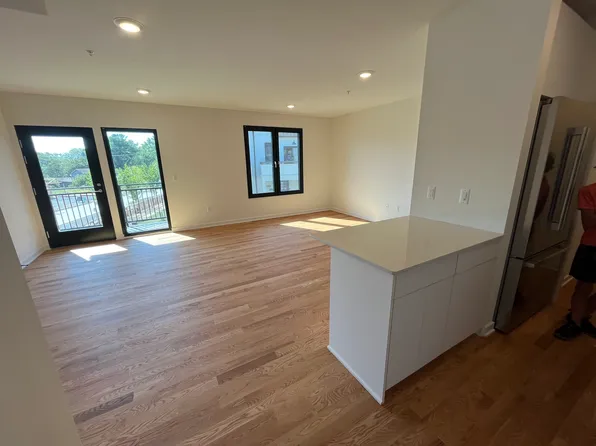 2231 Trillium Ln #21, Ann Arbor, MI 48104