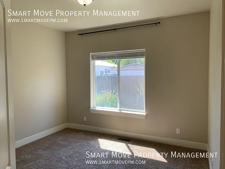 9445 W Woodland Dr — Photo 13