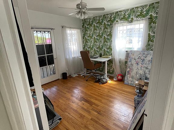 4th image of 721 N Harper Ave #1/2