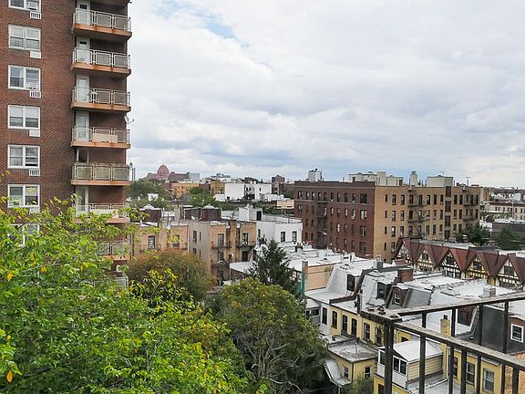 5th image of 163 Ocean Ave APT J6