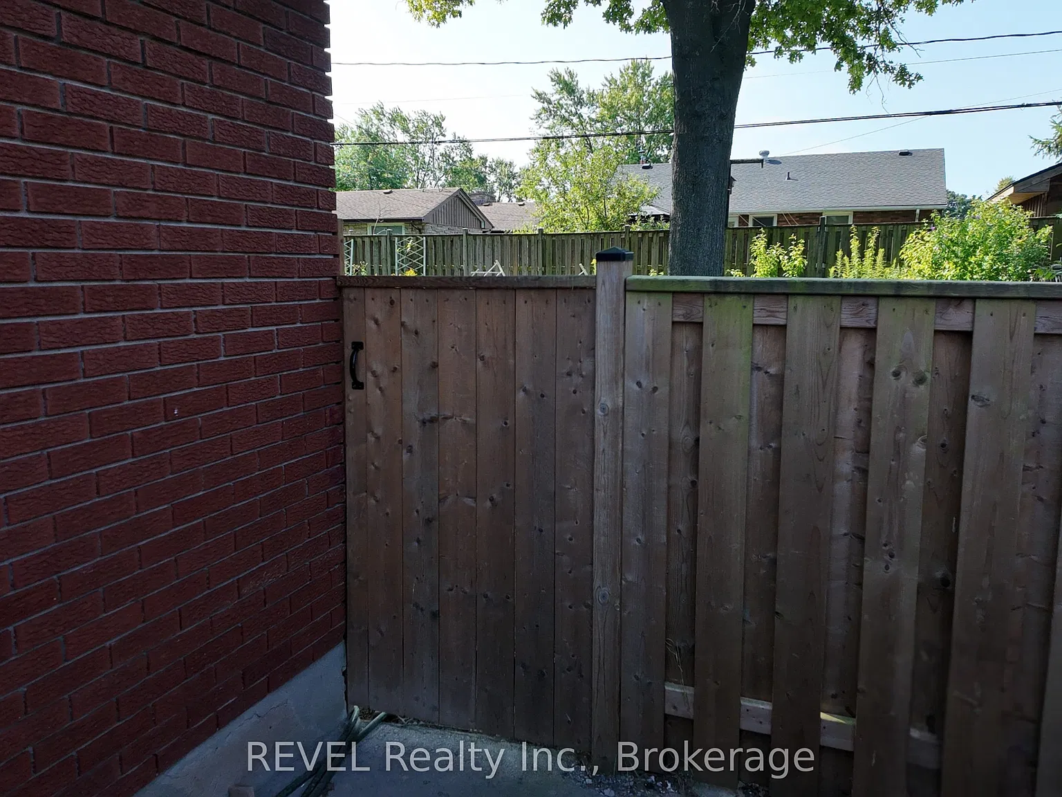 2 bed, $1,350 — Photo 2