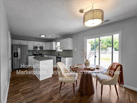 5th image of 629 Lake Crossing Ct