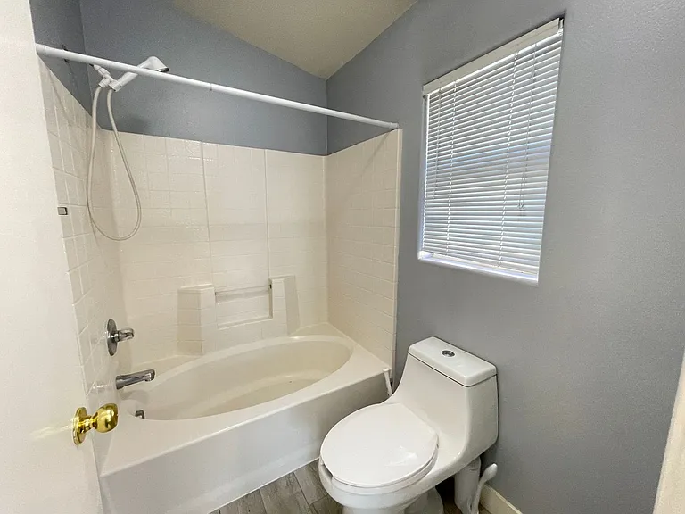 6532 Charlie Chaplin Ave #101 — Photo 21