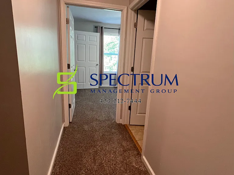 1733 Hugh Dr — Photo 8