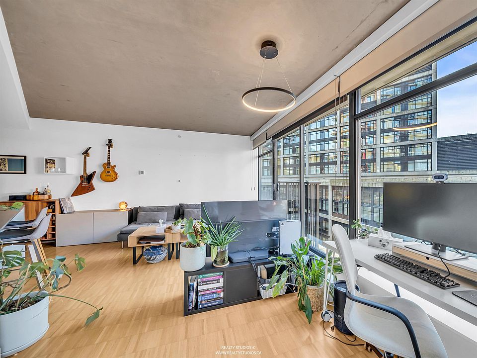 1st image of 128 Cordova St W #908