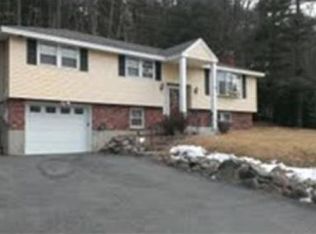 15 Cayuga Rd, Tewksbury, MA 01876