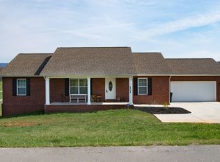 4208 Pea Ridge Rd, Maryville, TN 37804