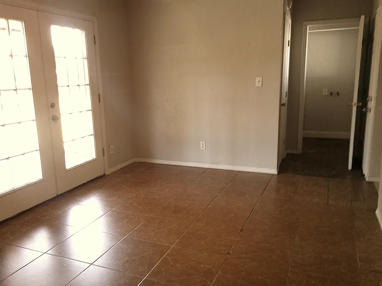 101 Woods Ave — Photo 4