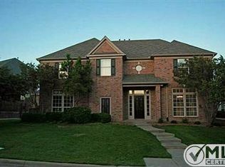 8105 Sundale Ct, Fort Worth, TX 76123