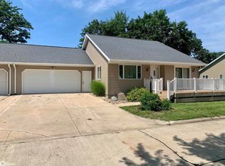 4 Park Pl, Jefferson, IA 50129