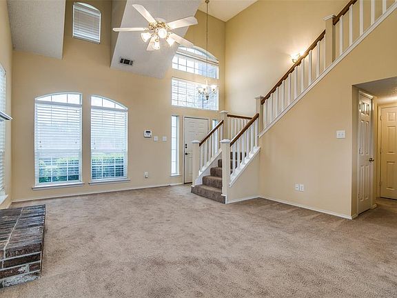 3rd image of 3115 Wildflower Way