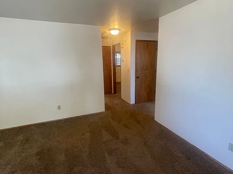 3120-3122 Lupine St — Photo 5